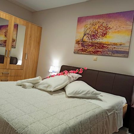 Central Square Apartment 1 Pyrgos  Ngoại thất bức ảnh